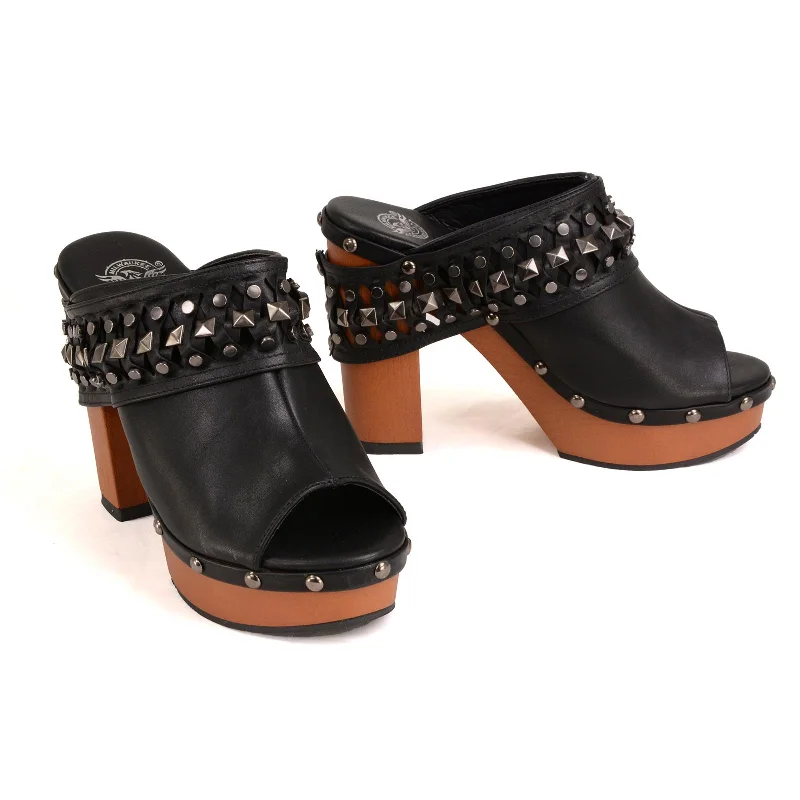 Milwaukee Leather MBL9415 Women's Black Peep-Toe Platform Fashion Casual Clog with Wrap Around Studding Modern Women's Milwaukee Leather MBL9415 Women's Black Peep-Toe Platform Fashion Casual Clog with Wrap Around Studding Modern Women's